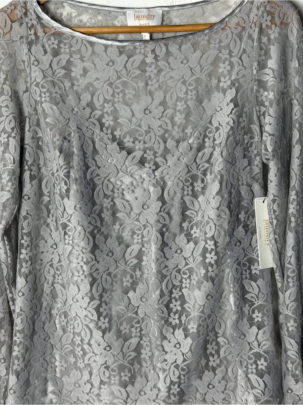 Laundry By Shelli Segal Gray Lace  Feminine Blouse with Underlined Camisole- 6 - Picture 6 of 15